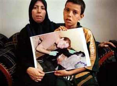 Mother and Son of Al-Jamadi
